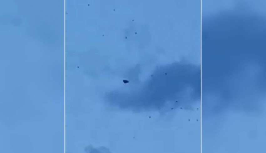 Graban una flota de ovnis