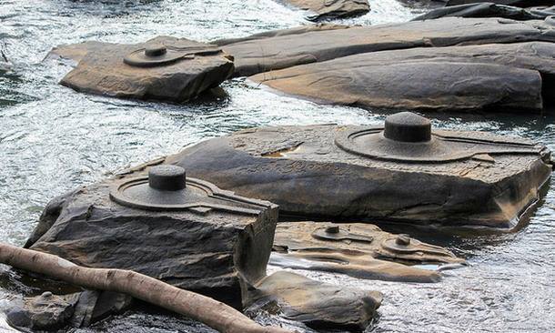 Desciende el Agua de un Río 